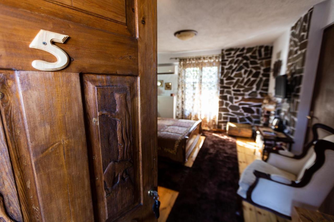 La Moara Boutique Hotel Kraniá Екстериор снимка